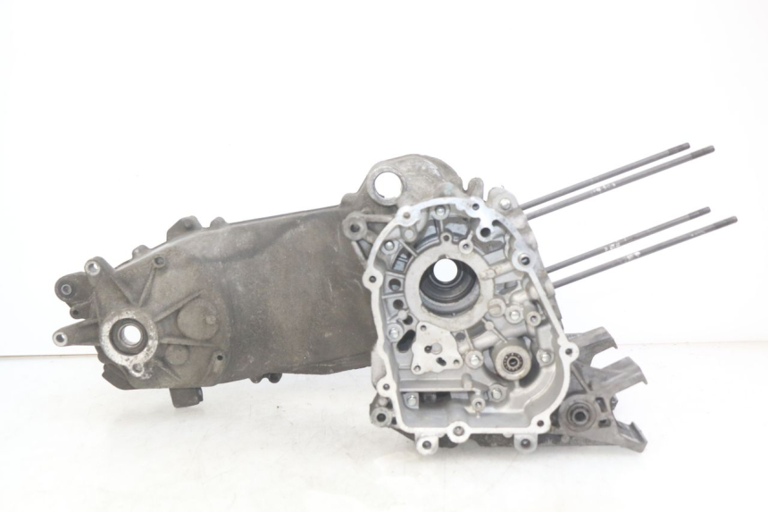 photo de ENGINE LOWER CASING PEUGEOT CITYSTAR 125 (2011 - 2017)
