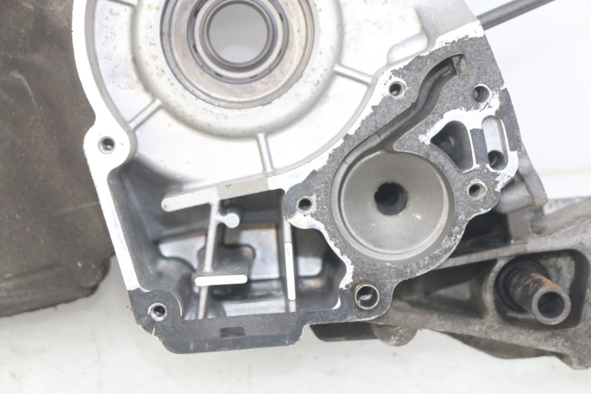 photo de ENGINE LOWER CASING PEUGEOT CITYSTAR 125 (2011 - 2017)