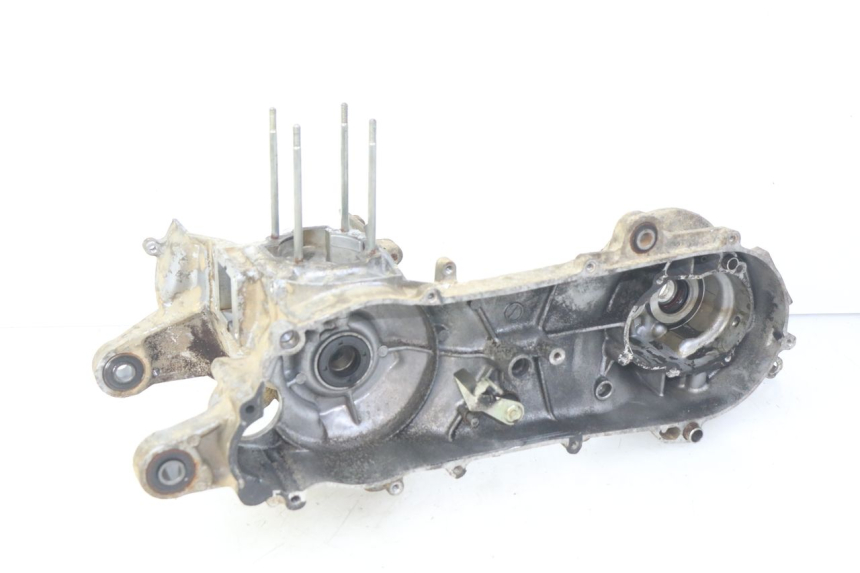 photo de ENGINE LOWER CASING SUZUKI CP 80 (1985 - 1996)