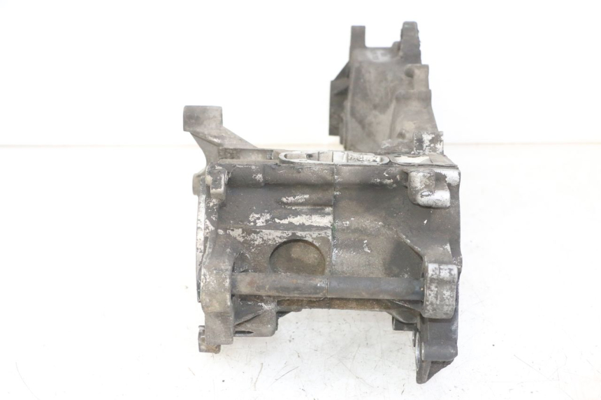 photo de ENGINE LOWER CASING PEUGEOT ELYSTAR 50 (2002 - 2014)