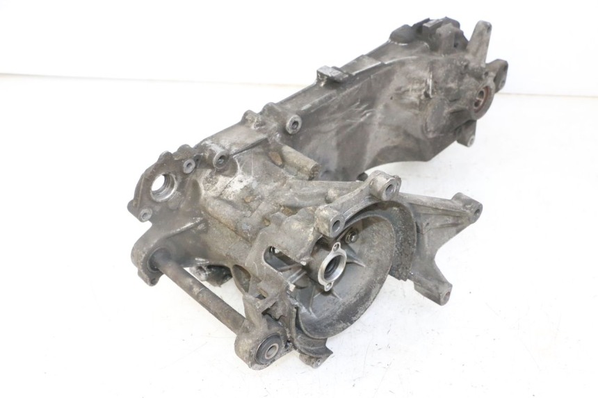 photo de ENGINE LOWER CASING PEUGEOT ELYSTAR 50 (2002 - 2014)