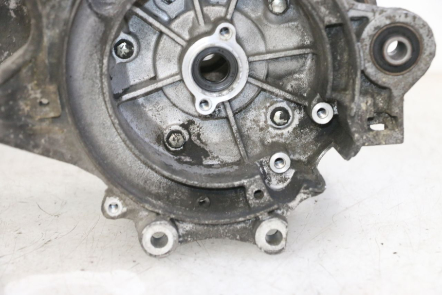 photo de ENGINE LOWER CASING PEUGEOT ELYSTAR 50 (2002 - 2014)