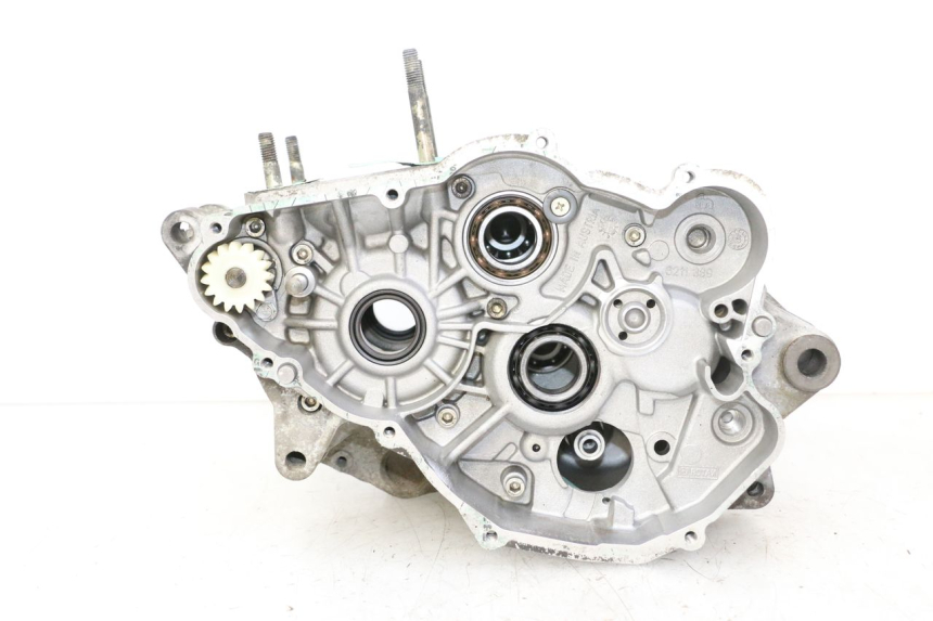 photo de ENGINE CRANKCASE APRILIA ETX 125 (1998 - 2002)