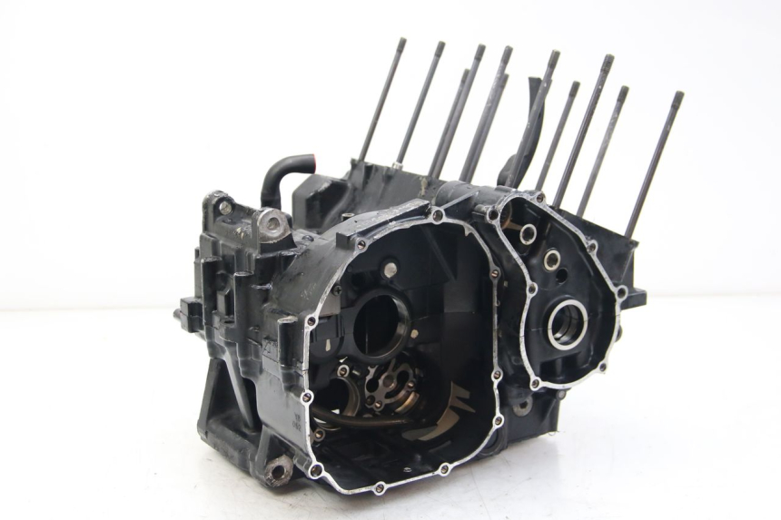 photo de ENGINE LOWER CASING YAMAHA FZS FAZER 600 (2001 - 2003)