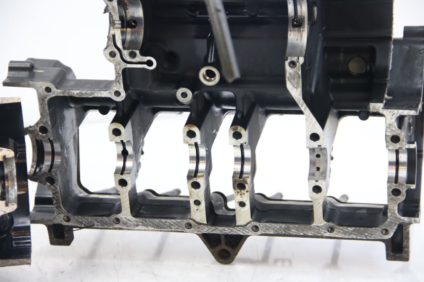 photo de ENGINE LOWER CASING YAMAHA FZS FAZER 600 (2001 - 2003)