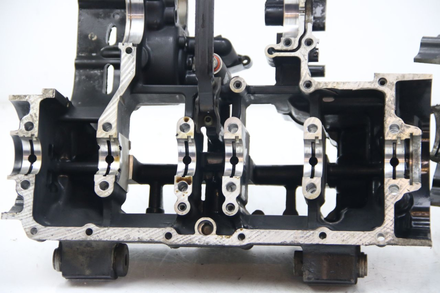 photo de ENGINE LOWER CASING YAMAHA FZS FAZER 600 (2001 - 2003)