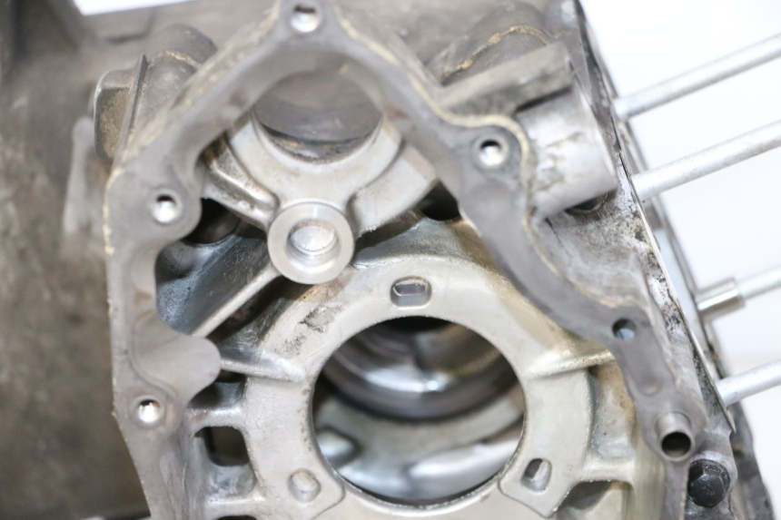 photo de ENGINE CRANKCASE DAELIM HISTORY 125 (2001 - 2002)