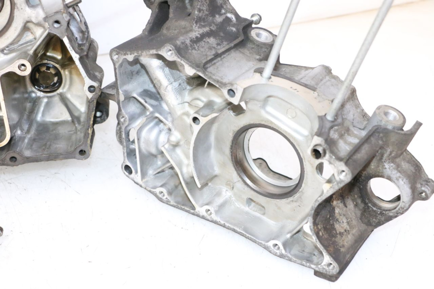 photo de ENGINE CRANKCASE DAELIM HISTORY 125 (2001 - 2002)