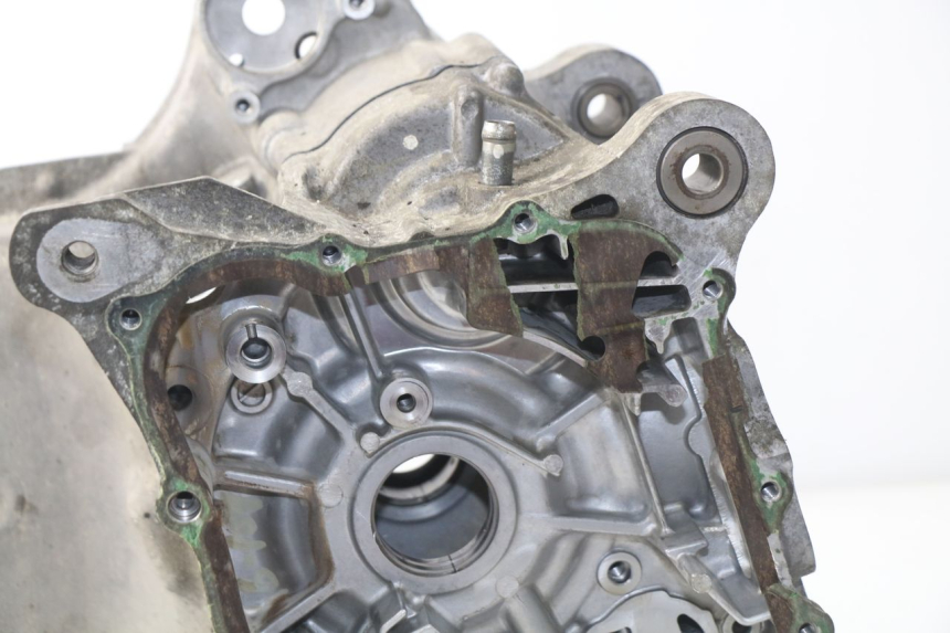 photo de ENGINE CRANKCASE HONDA NSS EX FORZA 250 (2008 - 2009)