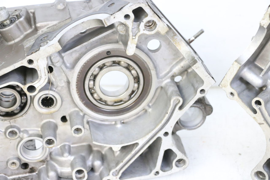 photo de ENGINE CRANKCASE HYOSUNG GTR 125 (2006 - 2008)