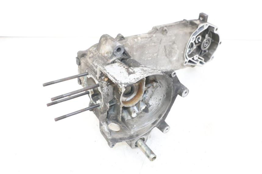 photo de ENGINE LOWER CRANKCASE KEEWAY RY6 2T 50 (2011 - 2019)