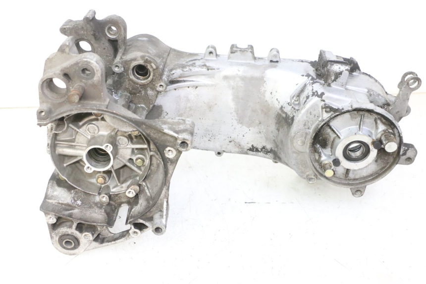 photo de ENGINE CRANKCASE PEUGEOT KISBEE 2T 50 (2010 - 2017)