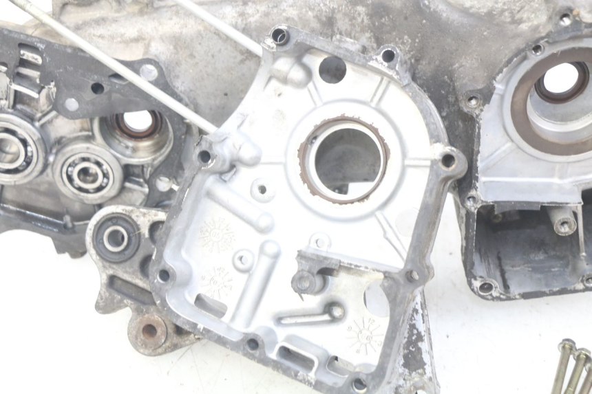 photo de ENGINE LOWER CASING KYMCO AGILITY 4T 50 (2005 - 2018)