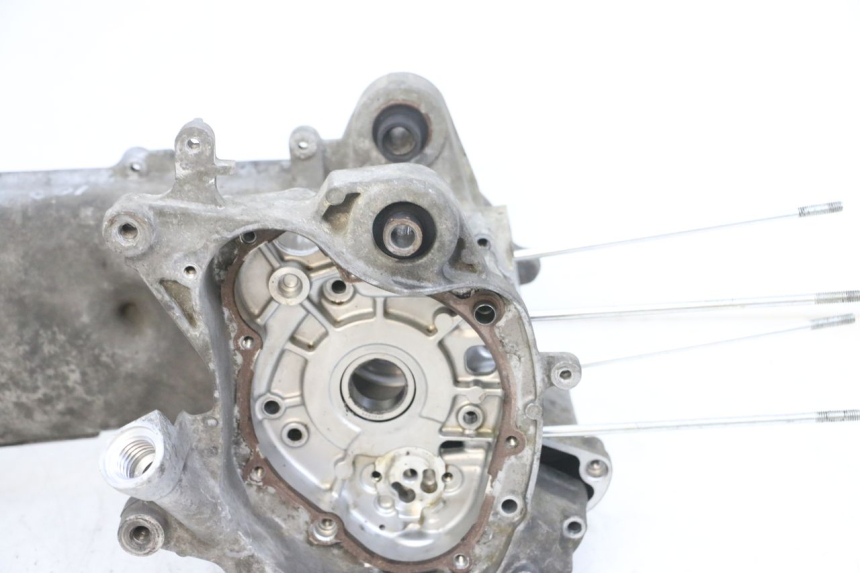 photo de ENGINE CRANKCASE YAMAHA NEOS NEO'S 4T 50 (2008 - 2016) - Surface and material condition