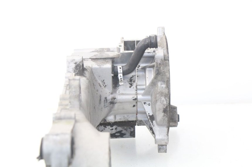 photo de ENGINE CRANKCASE PIAGGIO NEW TYPHOON 50 (2010 - 2017) - Alternative perspective