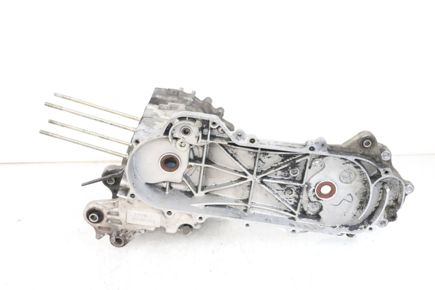 photo de ENGINE LOWER CASING PEUGEOT KISBEE 4T 50 (2018 - 2022)