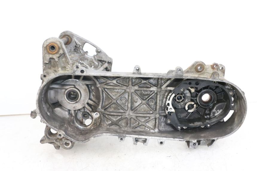 photo de ENGINE LOWER CASING PEUGEOT LUDIX 50 (2008 - 2017)