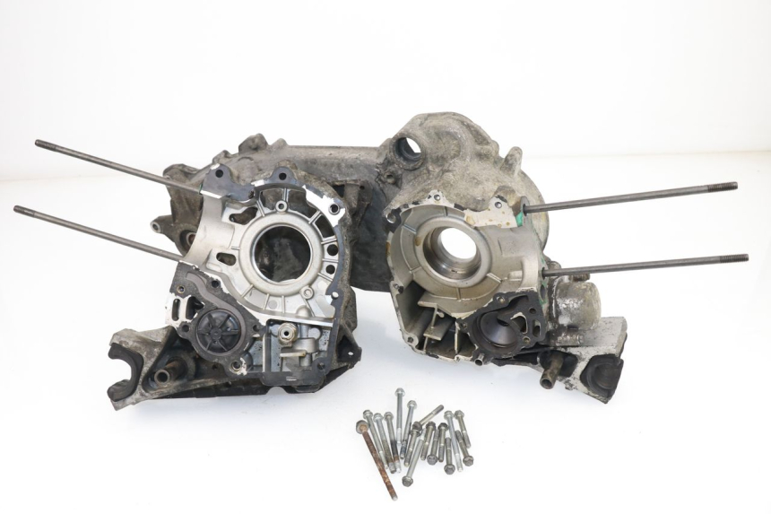 photo de ENGINE CRANKCASE PEUGEOT SATELIS 125 (2006 - 2009)