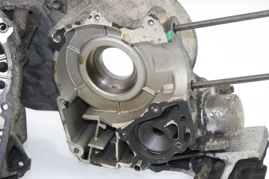 photo de ENGINE CRANKCASE PEUGEOT SATELIS 125 (2006 - 2009)