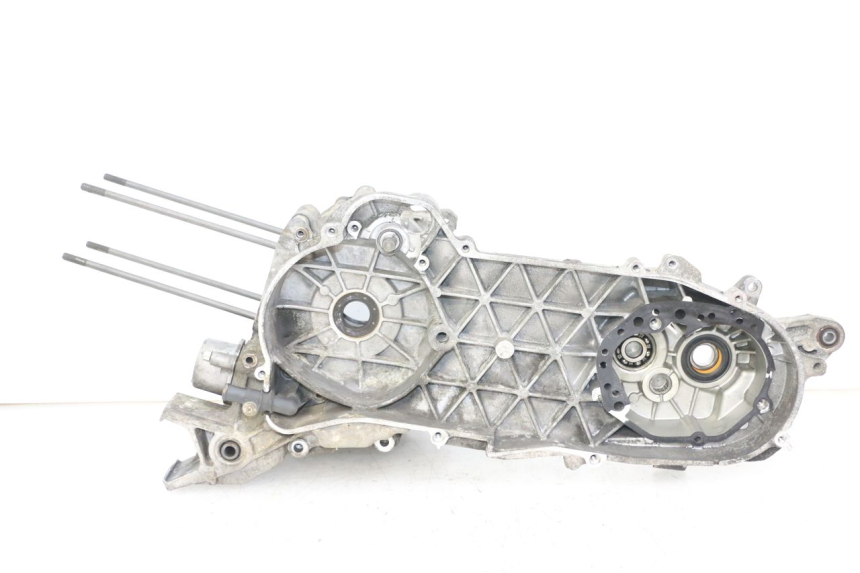 photo de ENGINE CRANKCASE PEUGEOT SATELIS 125 (2013 - 2018)