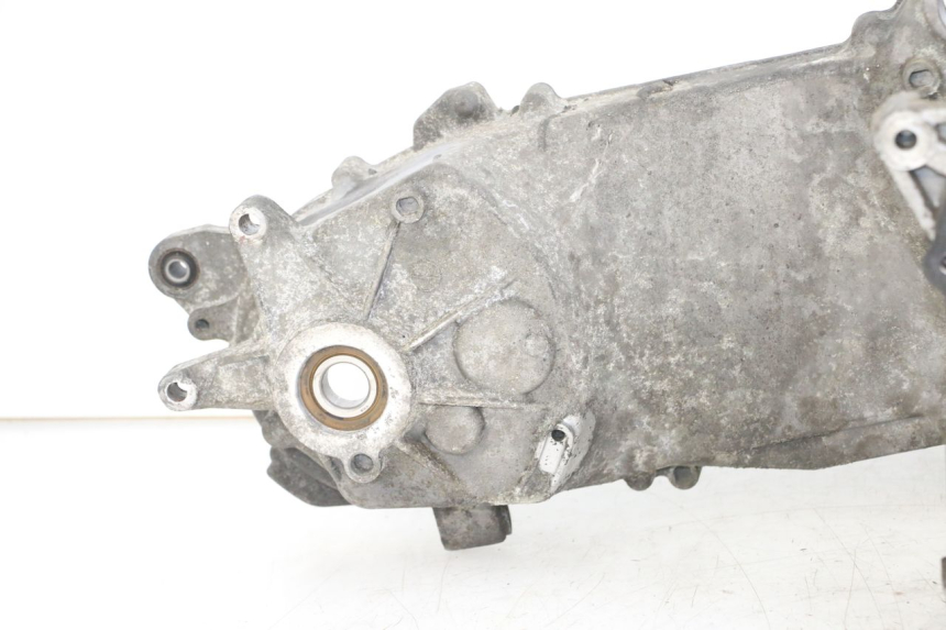 photo de ENGINE CRANKCASE PEUGEOT SATELIS 125 (2013 - 2018)
