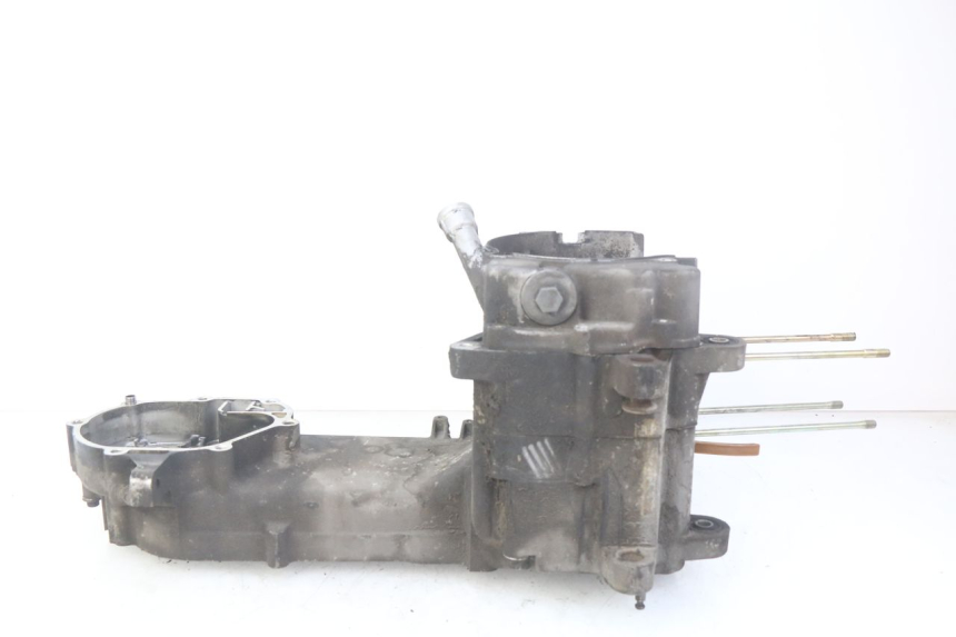 photo de ENGINE BOTTOM CASE PEUGEOT TWEET 125 (2010 - 2017)