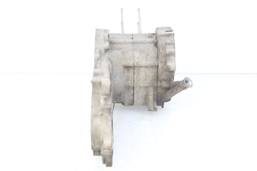 photo de ENGINE LOWER CASING PEUGEOT V-CLIC VCLIC 50 (2007 - 2013)