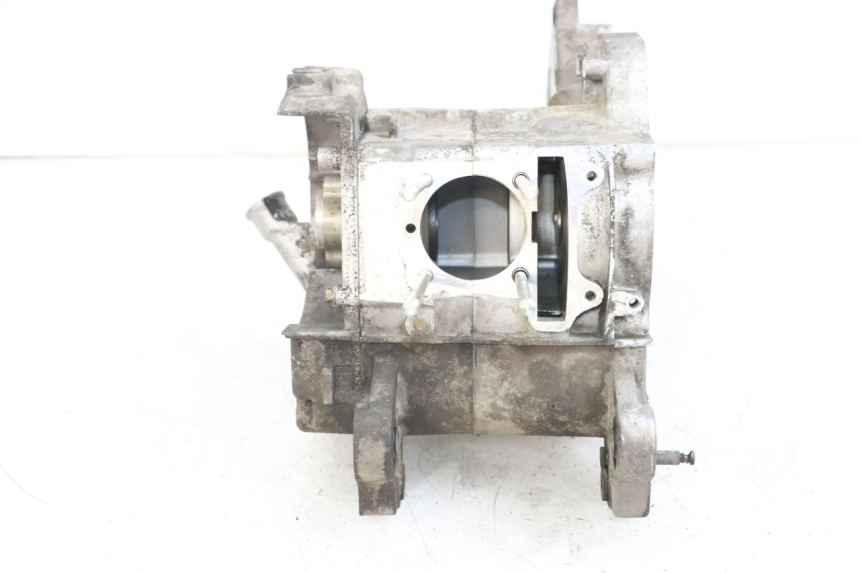 photo de ENGINE LOWER CASING PEUGEOT V-CLIC VCLIC 50 (2007 - 2013)