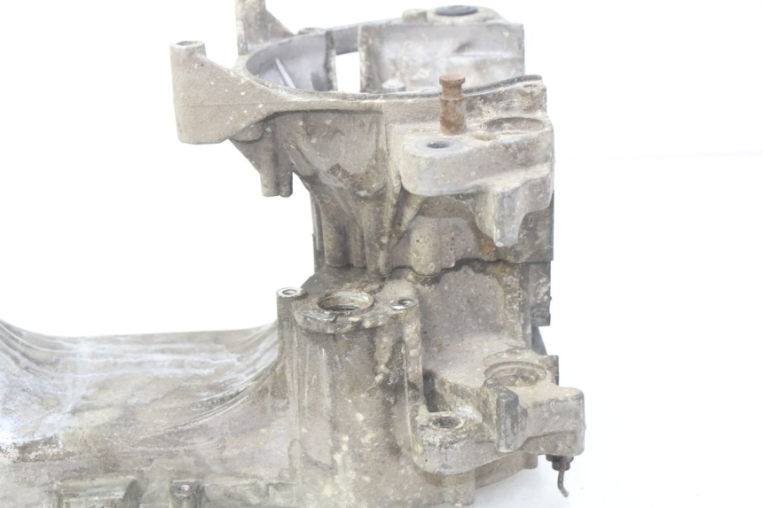 photo de ENGINE LOWER CASING PEUGEOT VIVACITY NEW 2T 50 (2008 - 2017)
