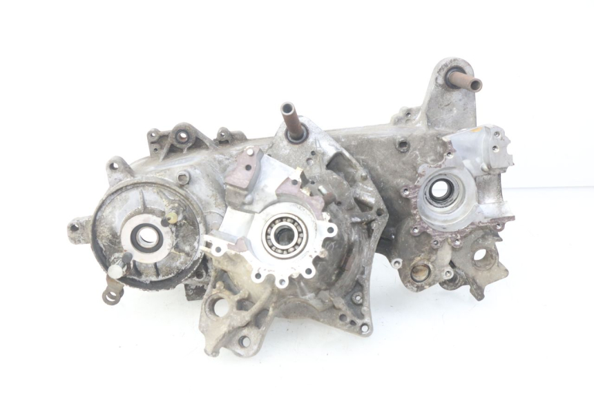 photo de ENGINE LOWER CASING PEUGEOT VIVACITY NEW 2T 50 (2008 - 2017)