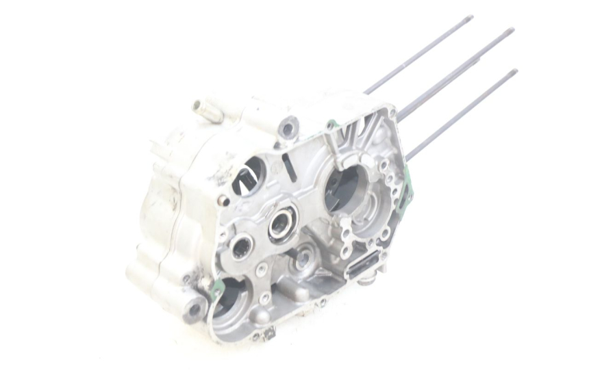 photo de ENGINE BOTTOM CASE YCF PILOT 125