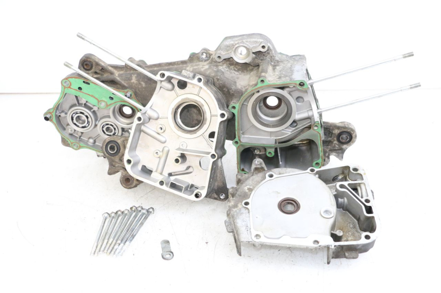 photo de Engine bottom case EUROCKA R8 4T 50 (2013 - 2022)