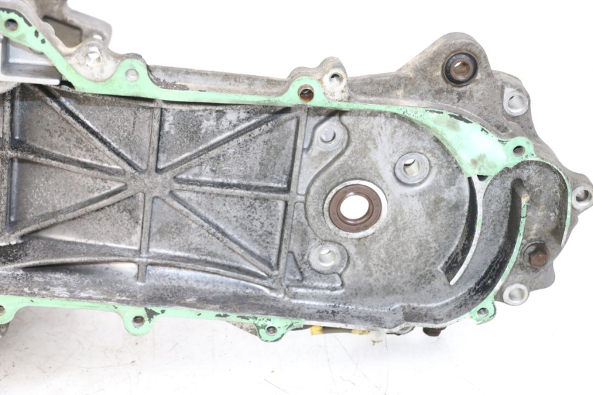 photo de Engine bottom case EUROCKA R8 4T 50 (2013 - 2022)
