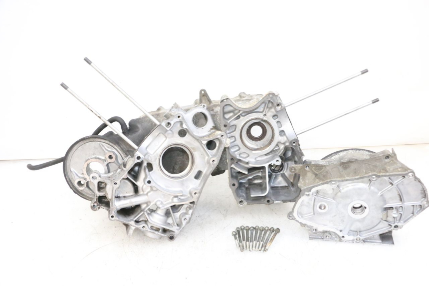 photo de ENGINE BOTTOM CASE DAELIM S1 125 (2007 - 2016) - Component detail