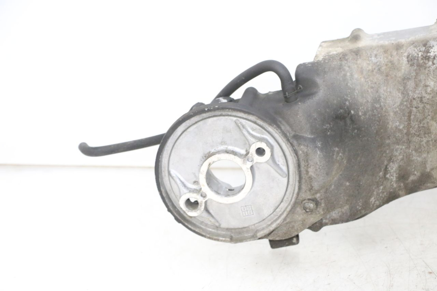 photo de ENGINE BOTTOM CASE DAELIM S1 125 (2007 - 2016) - Detailed visual inspection