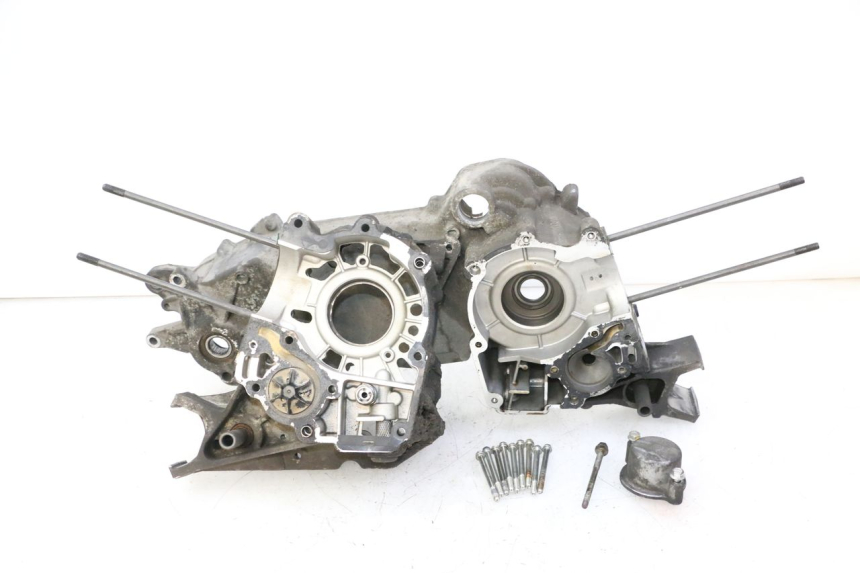 photo de ENGINE CRANKCASE PEUGEOT SATELIS 125 (2010 - 2012)