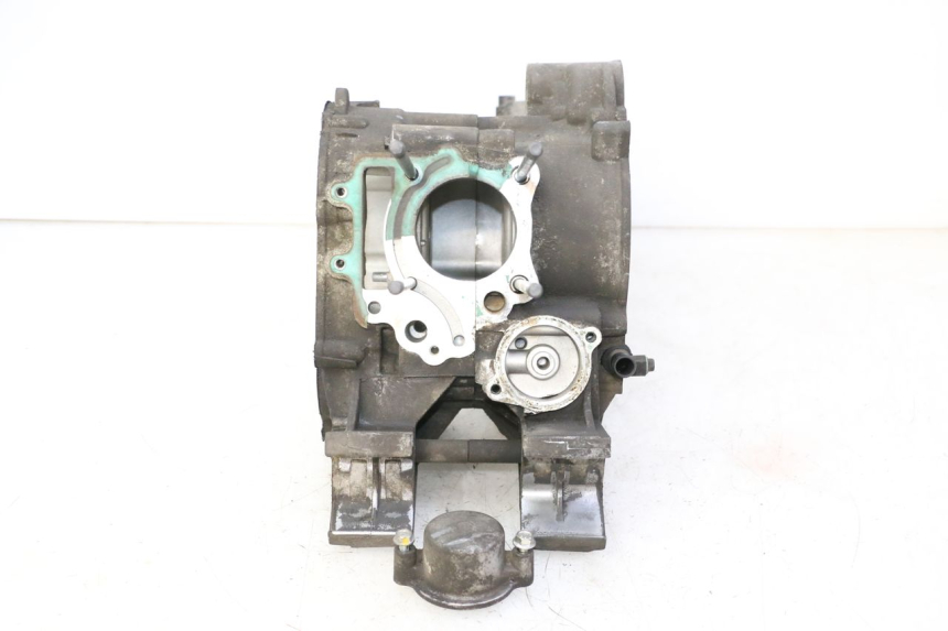 photo de ENGINE CRANKCASE PEUGEOT SATELIS 125 (2010 - 2012)