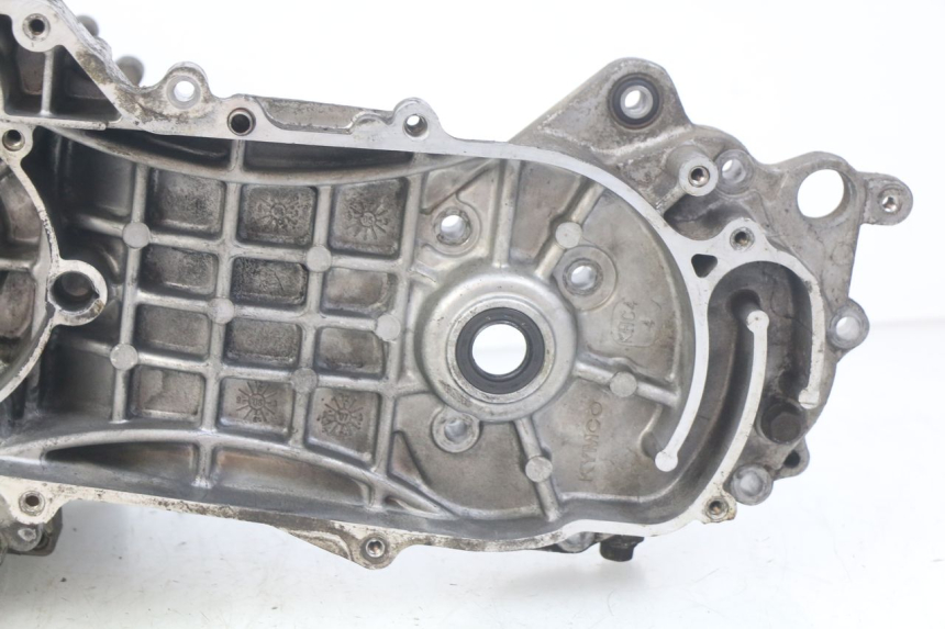 photo de ENGINE BOTTOM CASE KYMCO SENTO 100 (2008 - 2013)