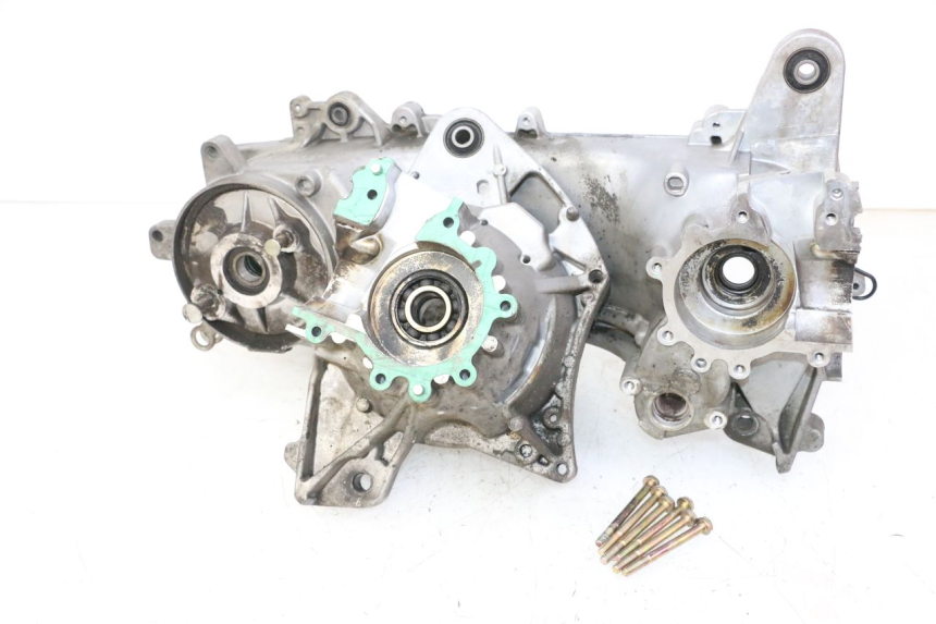 photo de ENGINE CRANKCASE PEUGEOT STREETZONE I 2T 50 (2018 - 2020)