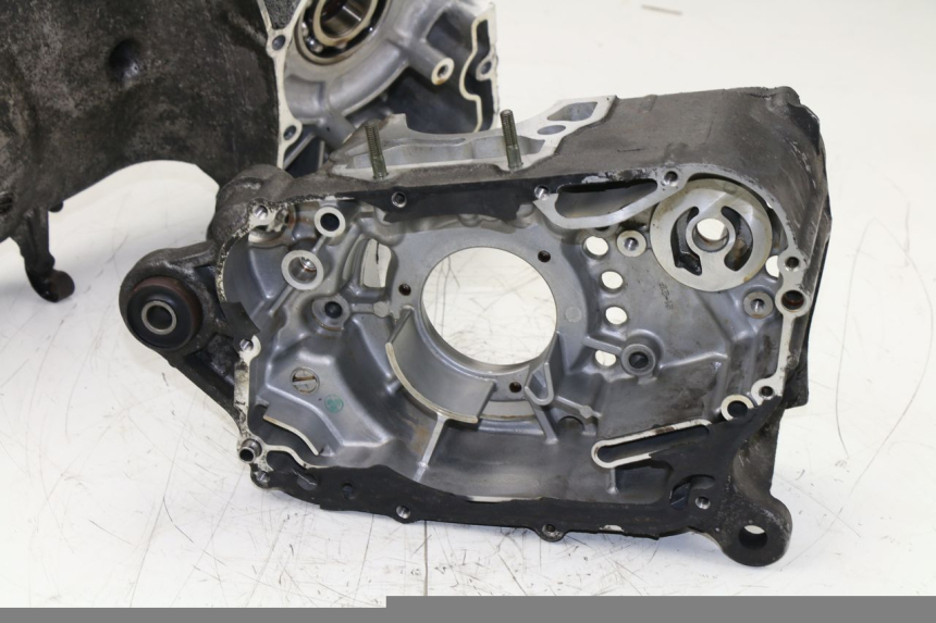 photo de ENGINE CRANKCASE SUZUKI UH BURGMAN 125 (2002 - 2006)