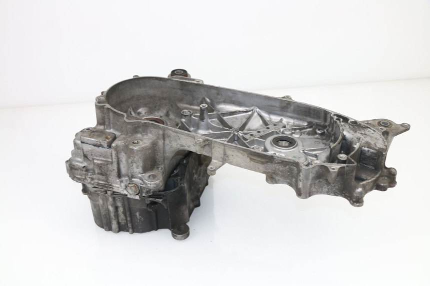 photo de ENGINE CRANKCASE SUZUKI UH BURGMAN 125 (2002 - 2006)