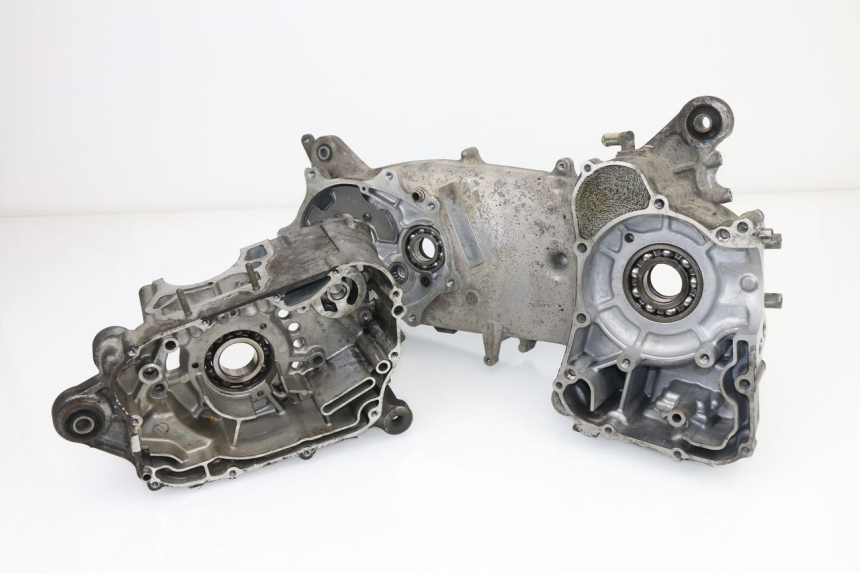 photo de ENGINE CRANKCASE SUZUKI UH BURGMAN 125 (2002 - 2006)