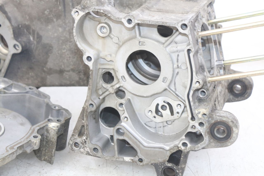 photo de ENGINE LOWER CASING SYM FIDDLE 3 III 125 (2014 - 2020)