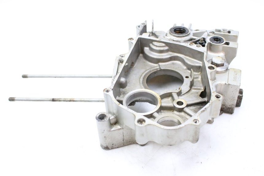 photo de ENGINE LOWER CASING SYM HUSKY 125 (1999 - 2005)