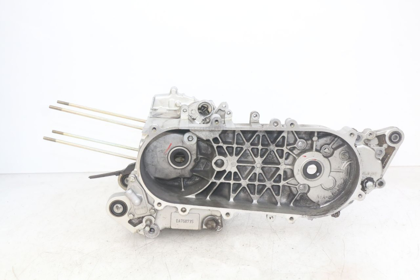 photo de ENGINE LOWER CASING SYM MIO 50 (2011 - 2017)