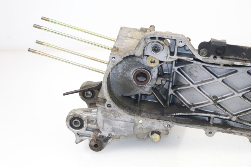 photo de ENGINE CRANKCASE SYM SYMPLY 4T 50 (2012 - 2015)