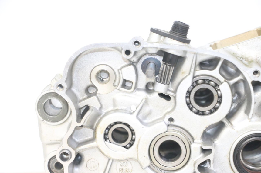 photo de ENGINE LOWER CASING YAMAHA TDR DELTABOX 125 (1993 - 2003)