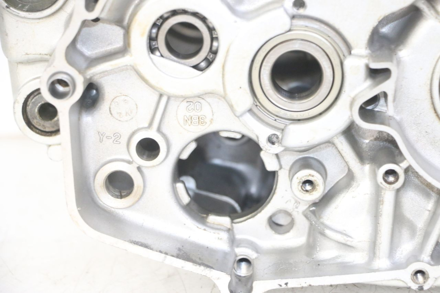 photo de ENGINE LOWER CASING YAMAHA TDR DELTABOX 125 (1993 - 2003)