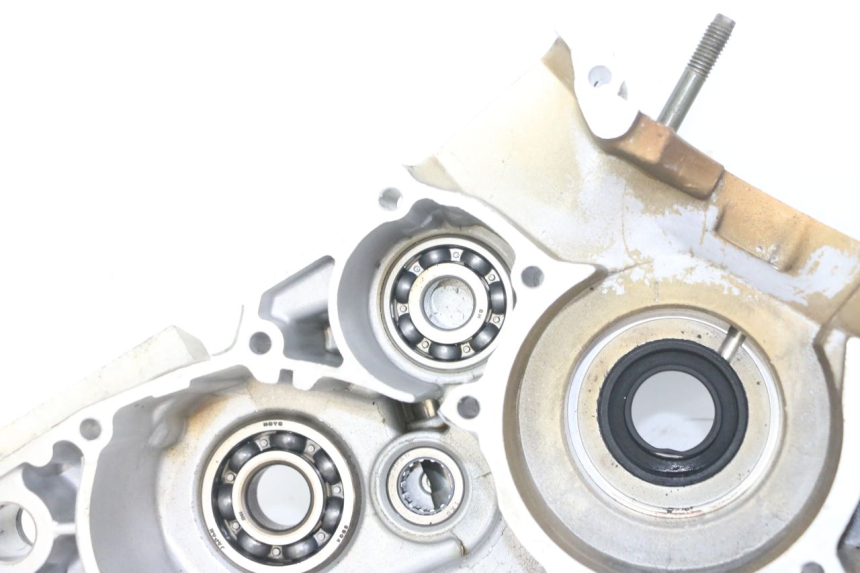 photo de ENGINE LOWER CASING YAMAHA TDR DELTABOX 125 (1993 - 2003)