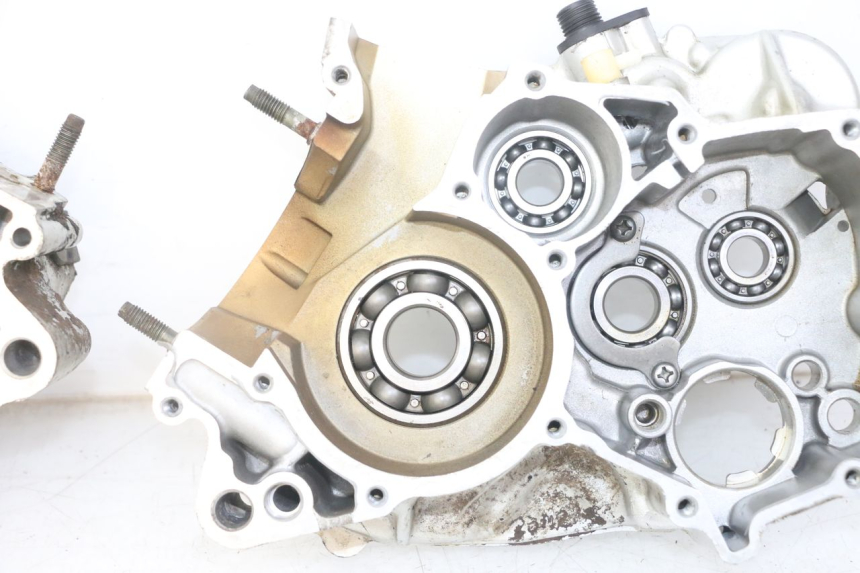 photo de ENGINE LOWER CASING YAMAHA TDR DELTABOX 125 (1993 - 2003)